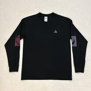 Nike ACG Cosmic Coast Long Sleeve T-Shirt